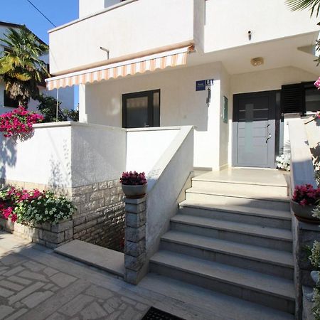 Apartments Sabina ポレッチ エクステリア 写真