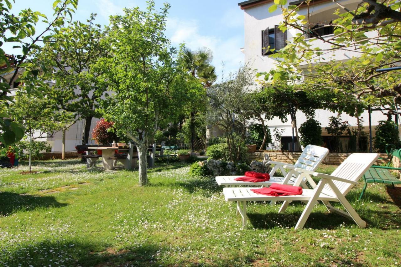 Apartments Sabina ポレッチ エクステリア 写真